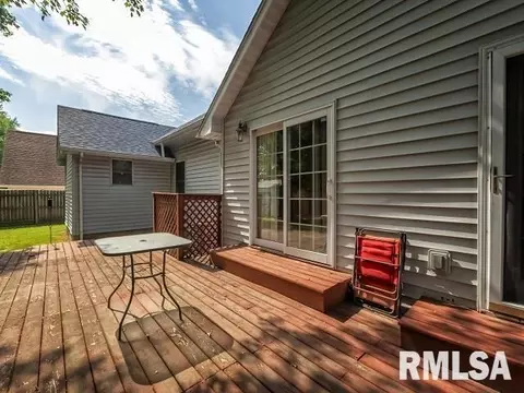 903 E Gregory St, Marion, IL 62959 photo 13