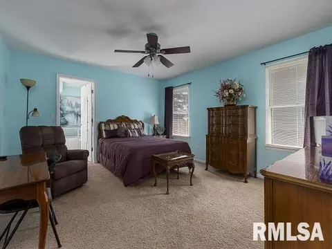 903 E Gregory St, Marion, IL 62959 photo 28
