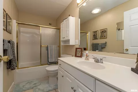 903 E Gregory St, Marion, IL 62959 photo 35