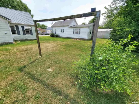 103 Mulberry St, Cisne, IL 62823 photo 46