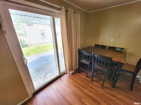 103 Mulberry St, Cisne, IL 62823 photo 27