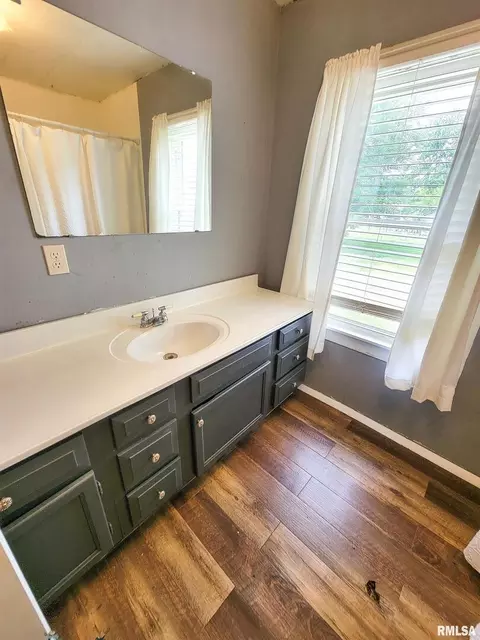 103 Mulberry St, Cisne, IL 62823 photo 35