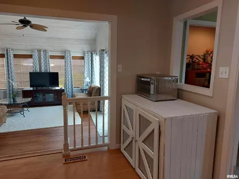 5 E Crownview, Mount Vernon, IL 62864 photo 11