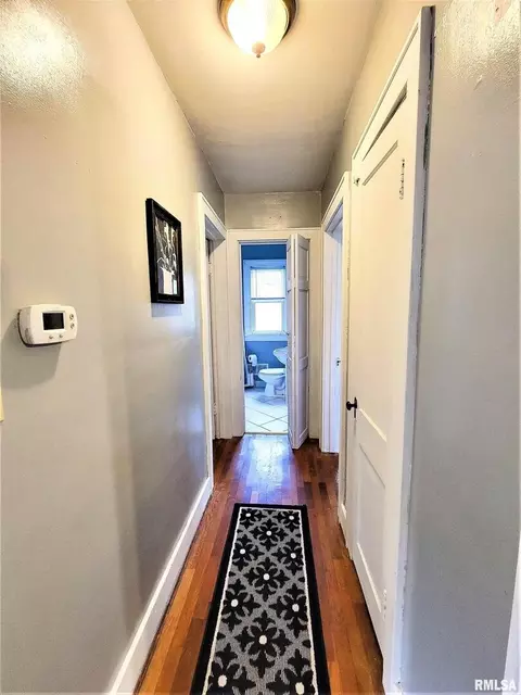 420 Flora Ave, Flora, IL 62839 photo 30