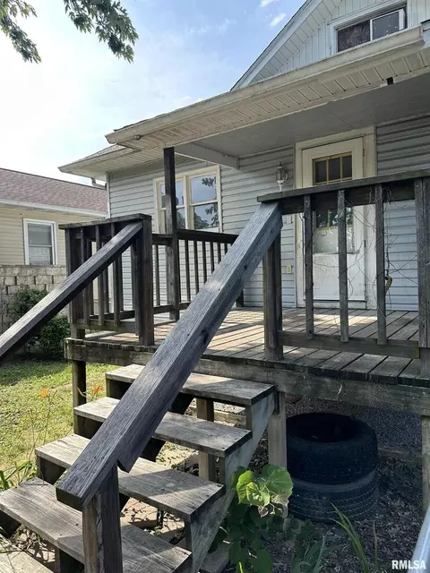 210 Mitchell St, Benton, IL 62812 photo 31