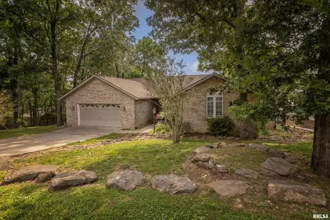 1000 Lakeview Dr, Creal Springs, IL 62922