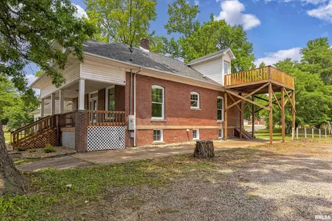 912 E Main St, Marion, IL 62959 photo 3