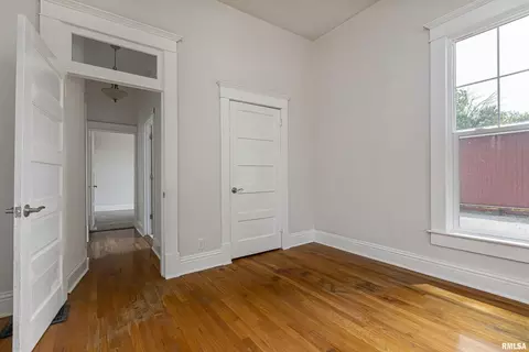 912 E Main St, Marion, IL 62959 photo 21