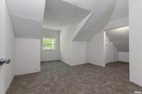 912 E Main St, Marion, IL 62959 photo 29