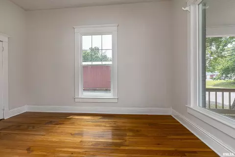 912 E Main St, Marion, IL 62959 photo 20