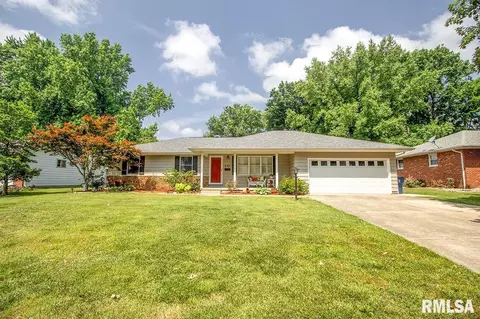 640 Nancy Dr, Centralia, IL 62801 photo 5