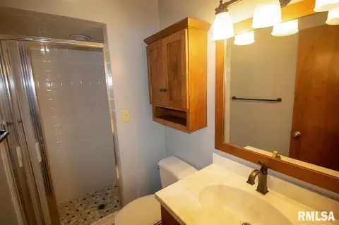 640 Nancy Dr, Centralia, IL 62801 photo 21