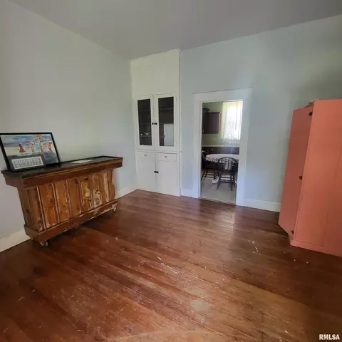 226 N Beech St, Centralia, IL 62801 photo 6