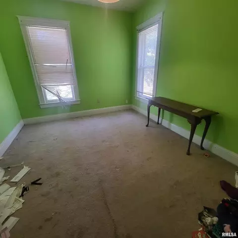 226 N Beech St, Centralia, IL 62801 photo 16