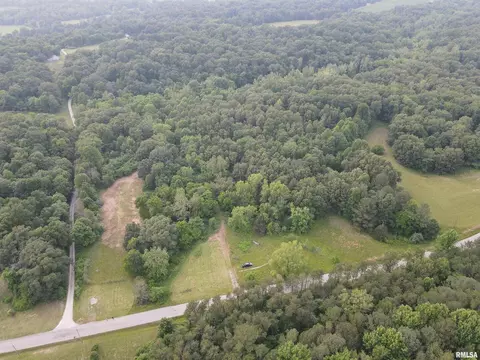 000 N Fox Rd, Marshall, IL 62441