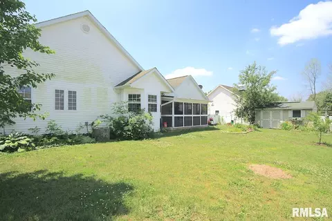 313 Evergreen Trl, Herrin, IL 62948 photo 19