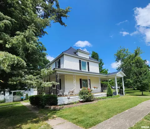 410 S 3rd St, Dahlgren, IL 62828