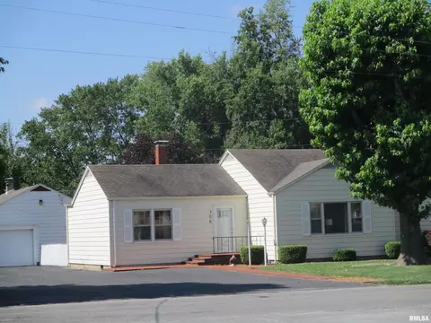 306 Bailey Ln, Benton, IL 62812 photo 2