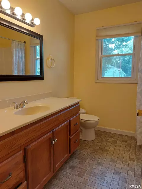 11711 E Radisson Rd, Mount Vernon, IL 62864 photo 11
