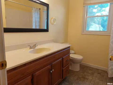 11711 E Radisson Rd, Mount Vernon, IL 62864 photo 13