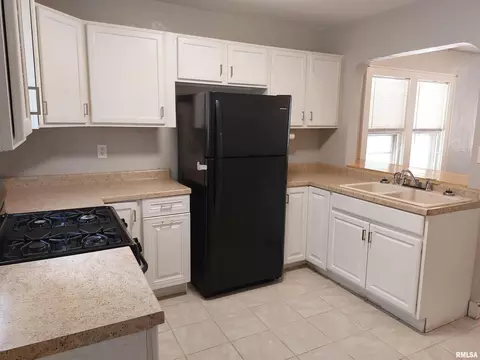 1918 Richview Rd, Mount Vernon, IL 62864 photo 8