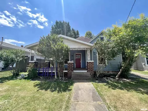 2121 Clay St, Murphysboro, IL 62966