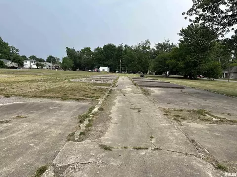000 4th St, Benton, IL 62812 photo 3