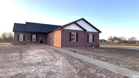 118 Ridge View Dr, Damiansville, IL 62215