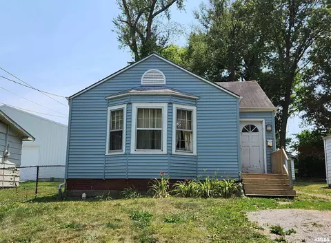 815 Maple St, Mount Vernon, IL 62864