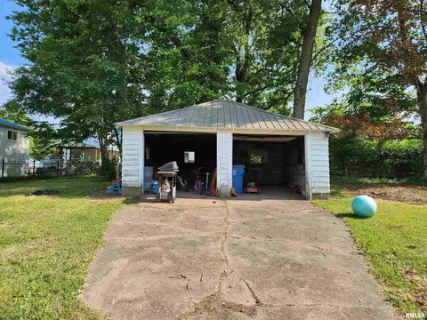 817 Maple St, Mount Vernon, IL 62864 photo 16