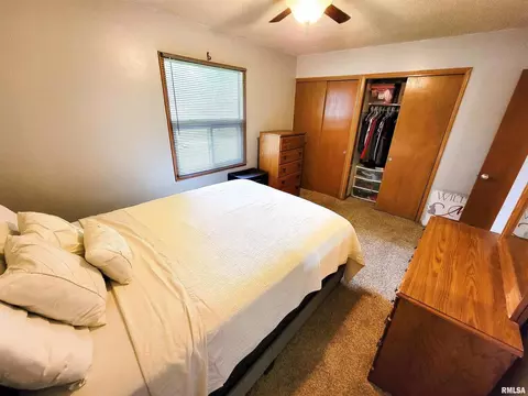815 E 4th St, Flora, IL 62839 photo 26