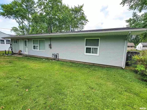 815 E 4th St, Flora, IL 62839 photo 55