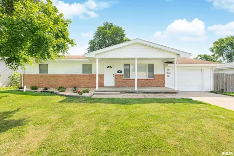 441 Sanders St, Bethalto, IL 62010