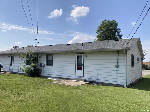 2217 Melanie Ln, Marion, IL 62959