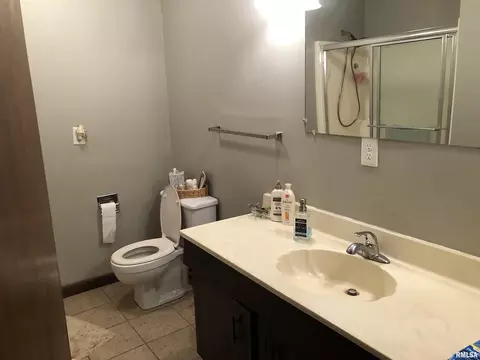 11825 E Violet Rd, Mount Vernon, IL 62864 photo 17