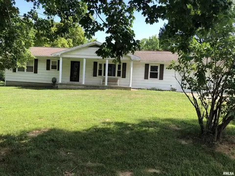11825 E Violet Rd, Mount Vernon, IL 62864