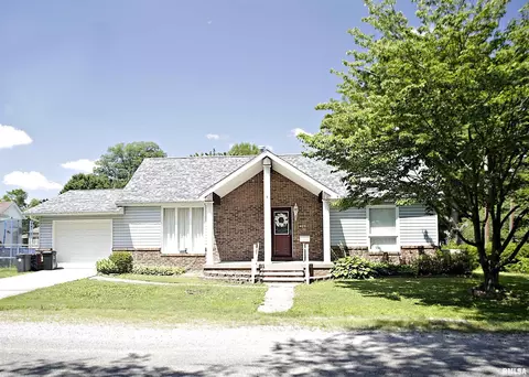 409 S Parkhill St, West Frankfort, IL 62896
