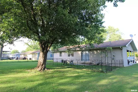 115 Fielder Dr, Salem, IL 62881 photo 14