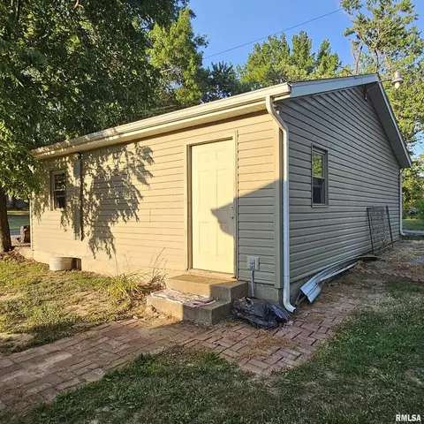 2306 Old Broughton Rd, Eldorado, IL 62930 photo 6