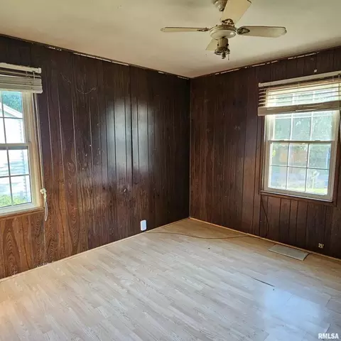 2306 Old Broughton Rd, Eldorado, IL 62930 photo 17