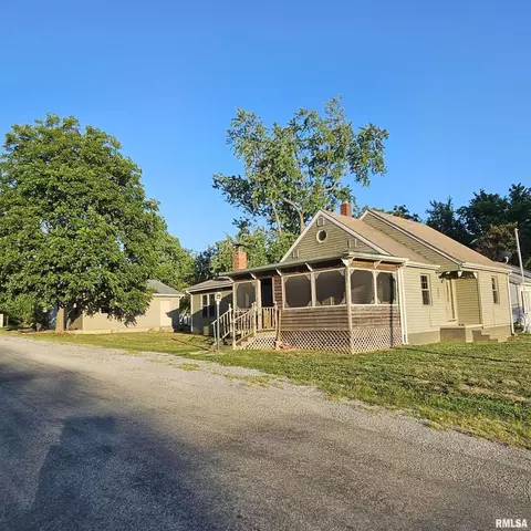 2306 Old Broughton Rd, Eldorado, IL 62930 photo 5
