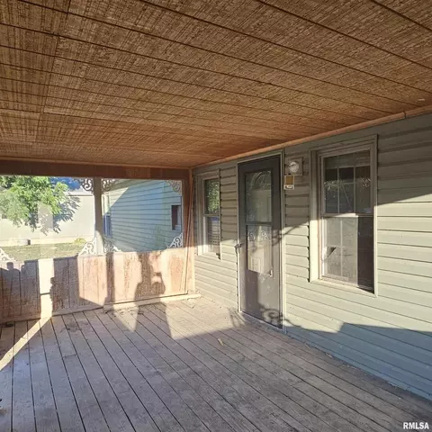 2306 Old Broughton Rd, Eldorado, IL 62930 photo 10