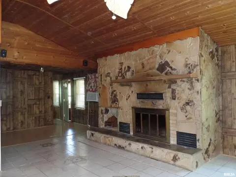 2306 Old Broughton Rd, Eldorado, IL 62930 photo 13