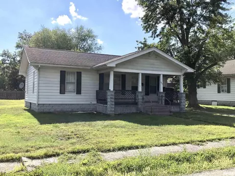 602 S Bentley St, Marion, IL 62959