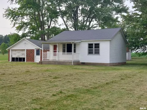20858 E Illinois Highway 15, Bluford, IL 62814