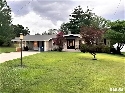 112 Apple Ln, Anna, IL 62906