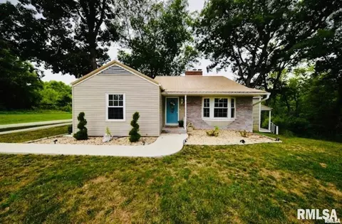 16488 E Country Club Rd, Mount Vernon, IL 62864