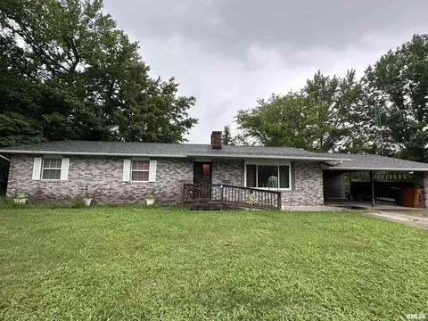 1612 Shomaker St, Murphysboro, IL 62966