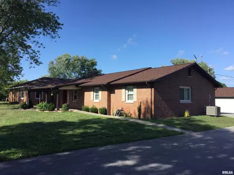 102 Belcher Dr, Anna, IL 62906