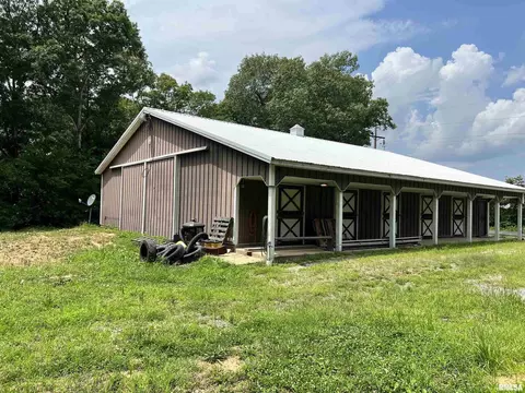 4400 E Dix Irvington Rd, Walnut Hill, IL 62893 photo 10